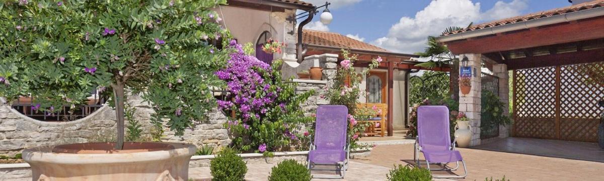 Apartments Sara Бале Екстер'єр фото