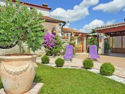 Apartments Sara Бале Екстер'єр фото
